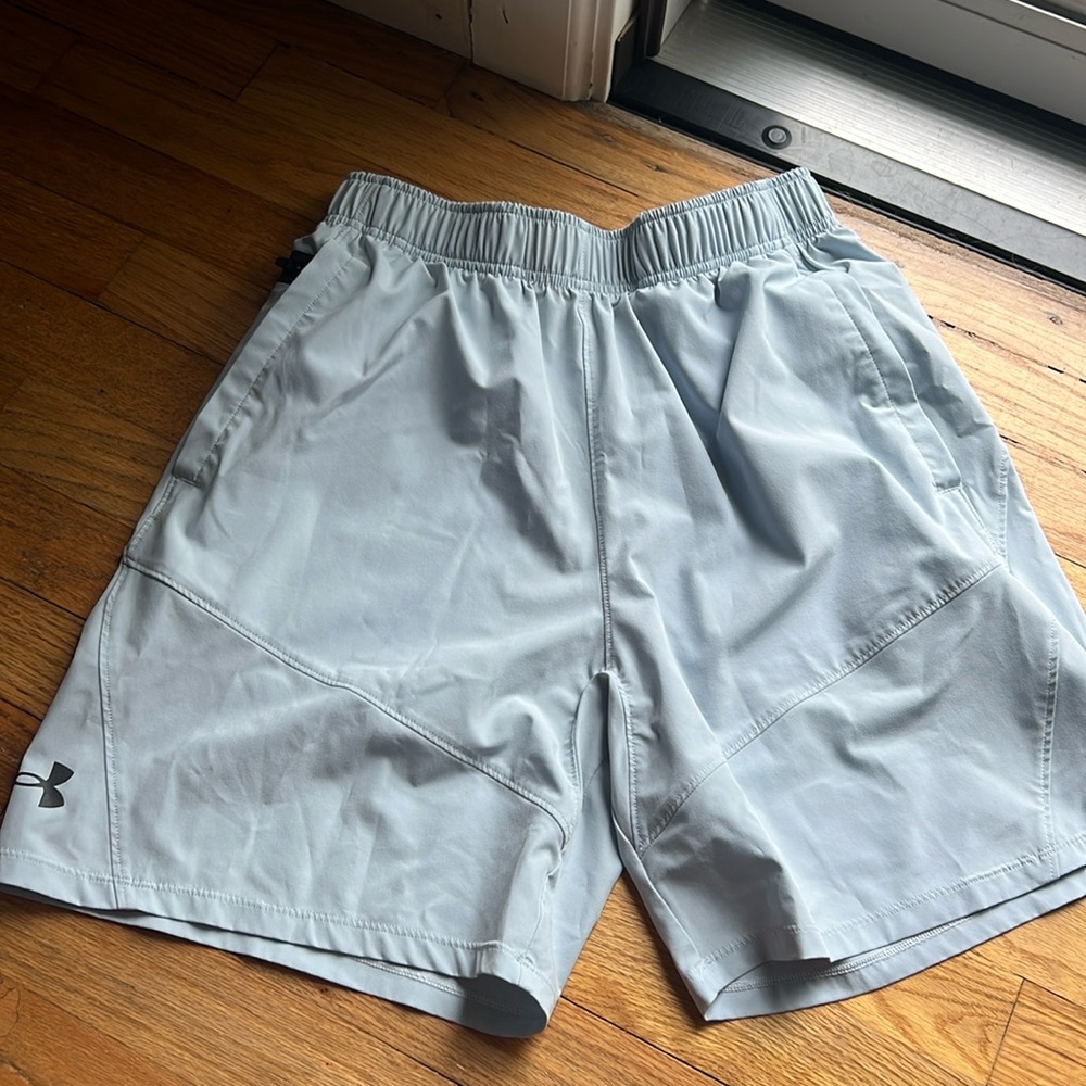 Under Armour light blue mens shorts, M